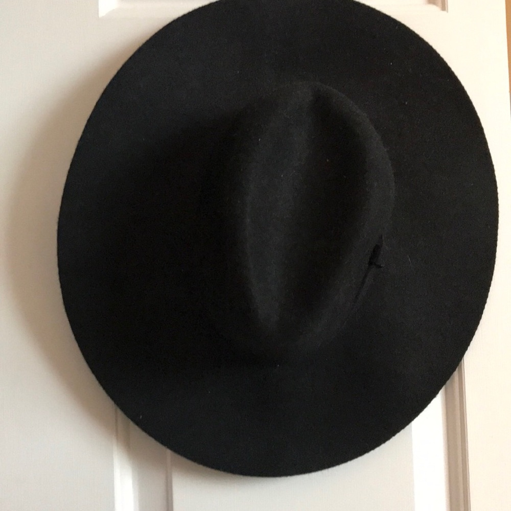 Black hat